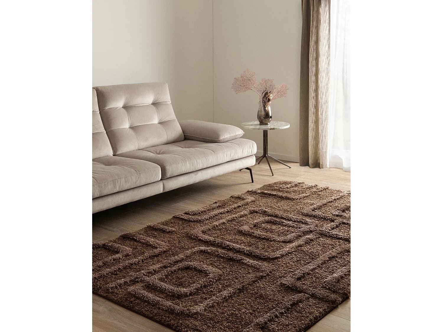 Tapis shaggy 240x305 marron foncé Thun Artem