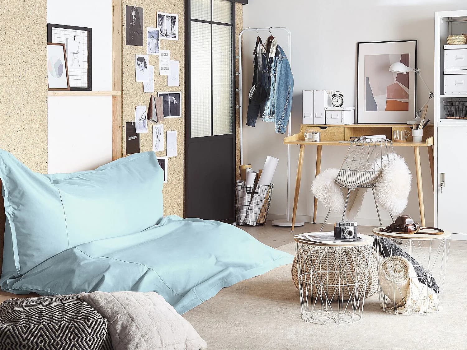 Pouf poire 600 L FUZZY 180 cm 230 cm Bleu clair