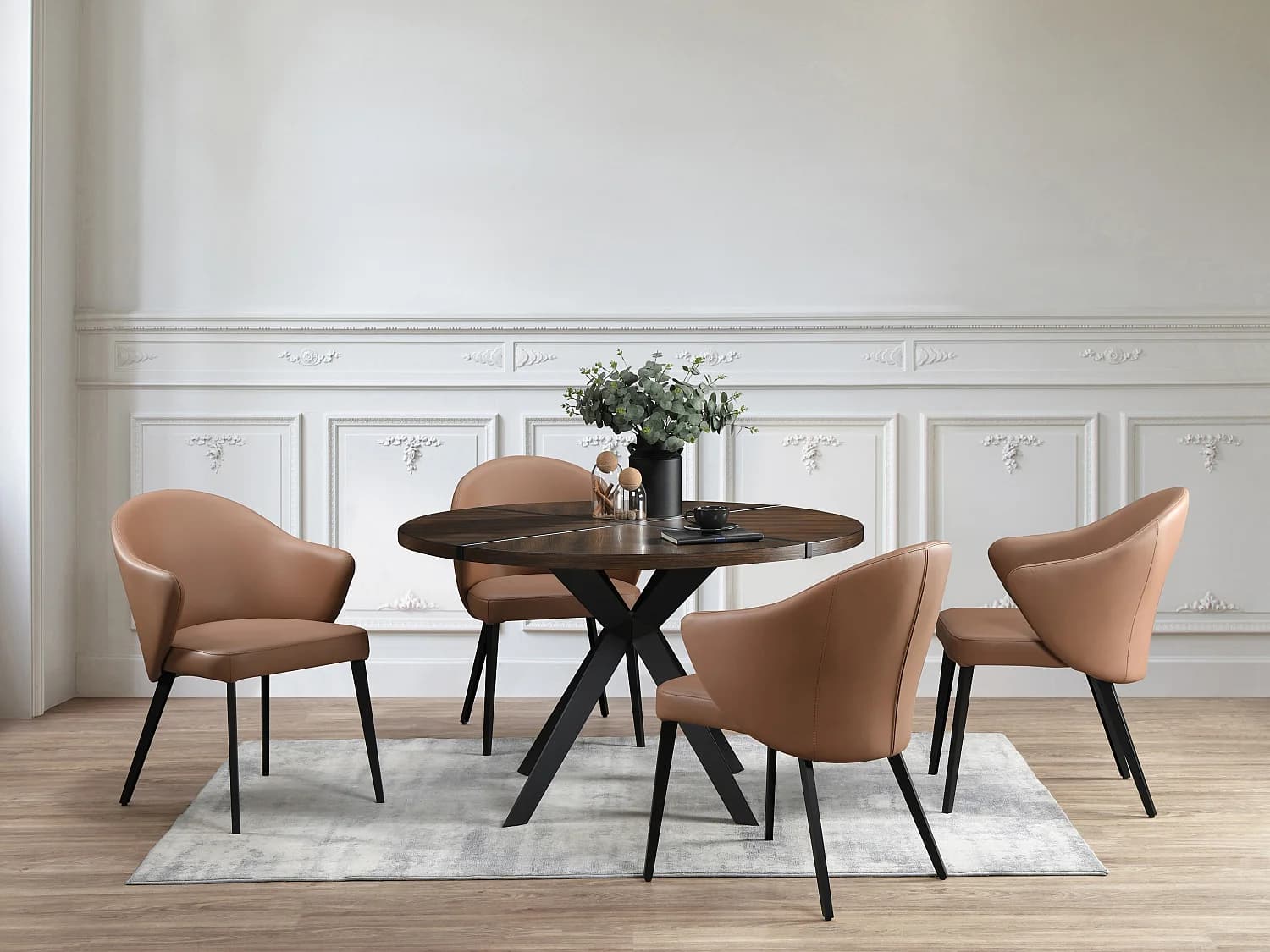 Chaise avec accoudoirs en cuir et acier noir - Camel - MIBELLY de Maison Céphy