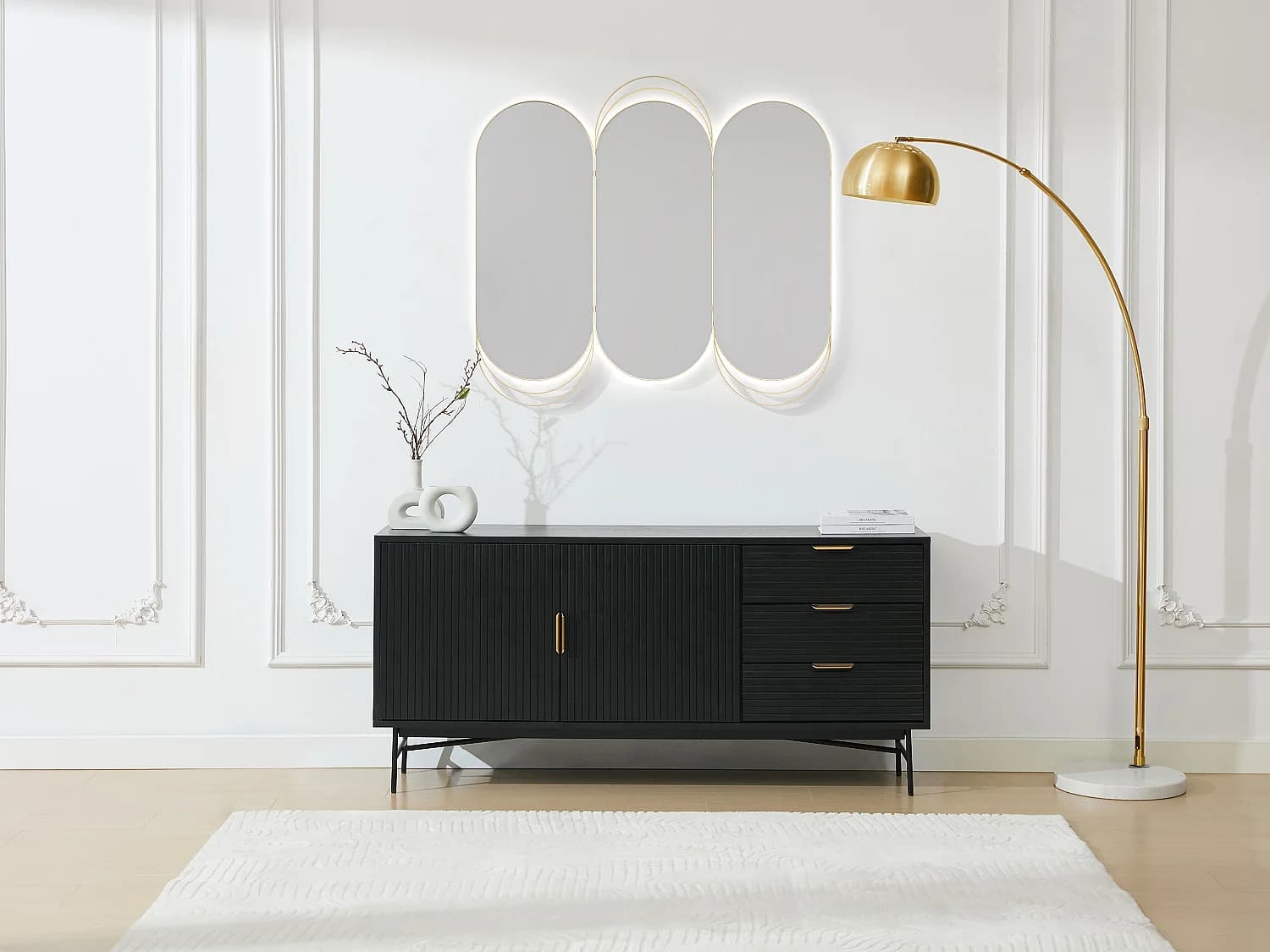 Buffet avec 2 portes et 3 tiroirs placage chêne et métal - Noir et Doré - SIRIOLA