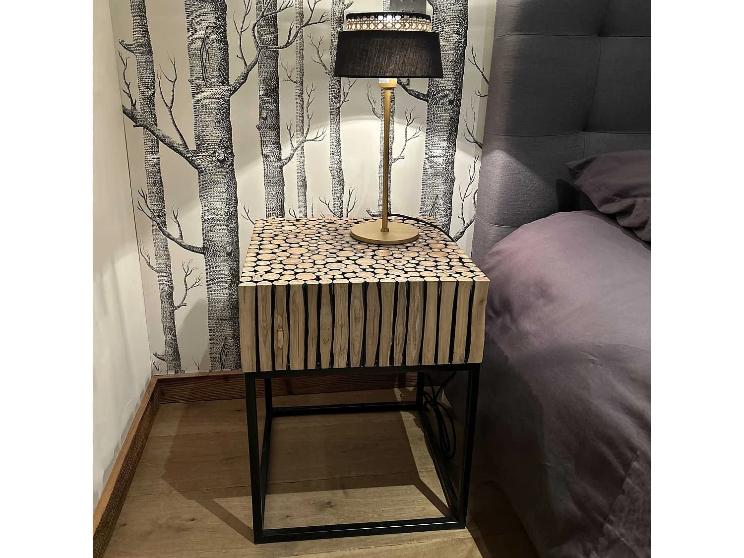 Now's Home - Meuble D'appoint En Branche De Teck Pied Métal Noir 40x40cm Tahaa