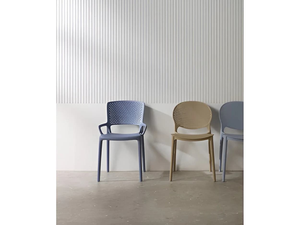 Lot de 4 chaises en PP bleu ciel
