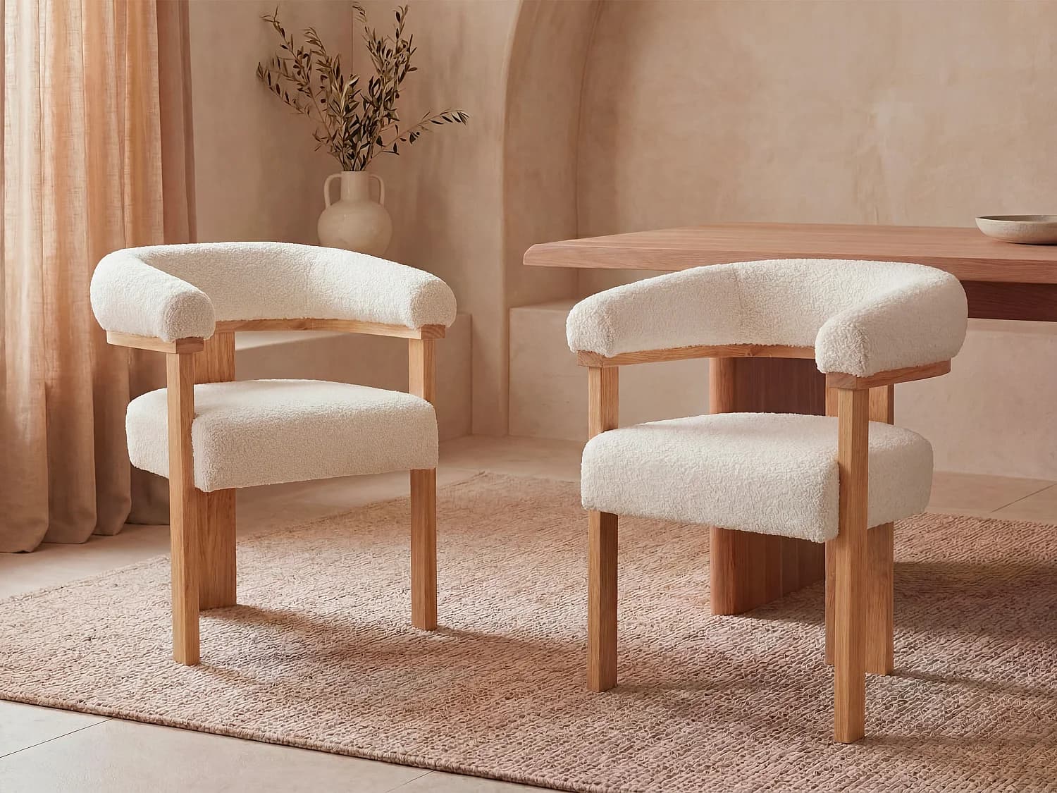Lot de 6 chaises avec accoudoirs en tissu bouclette et bois d'hévéa naturel - Blanc - LIVELIA