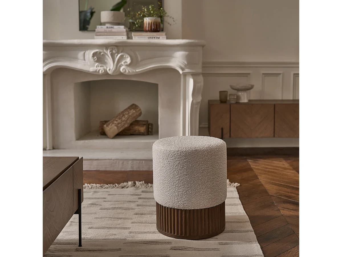 Pouf en bois massif et bouclette