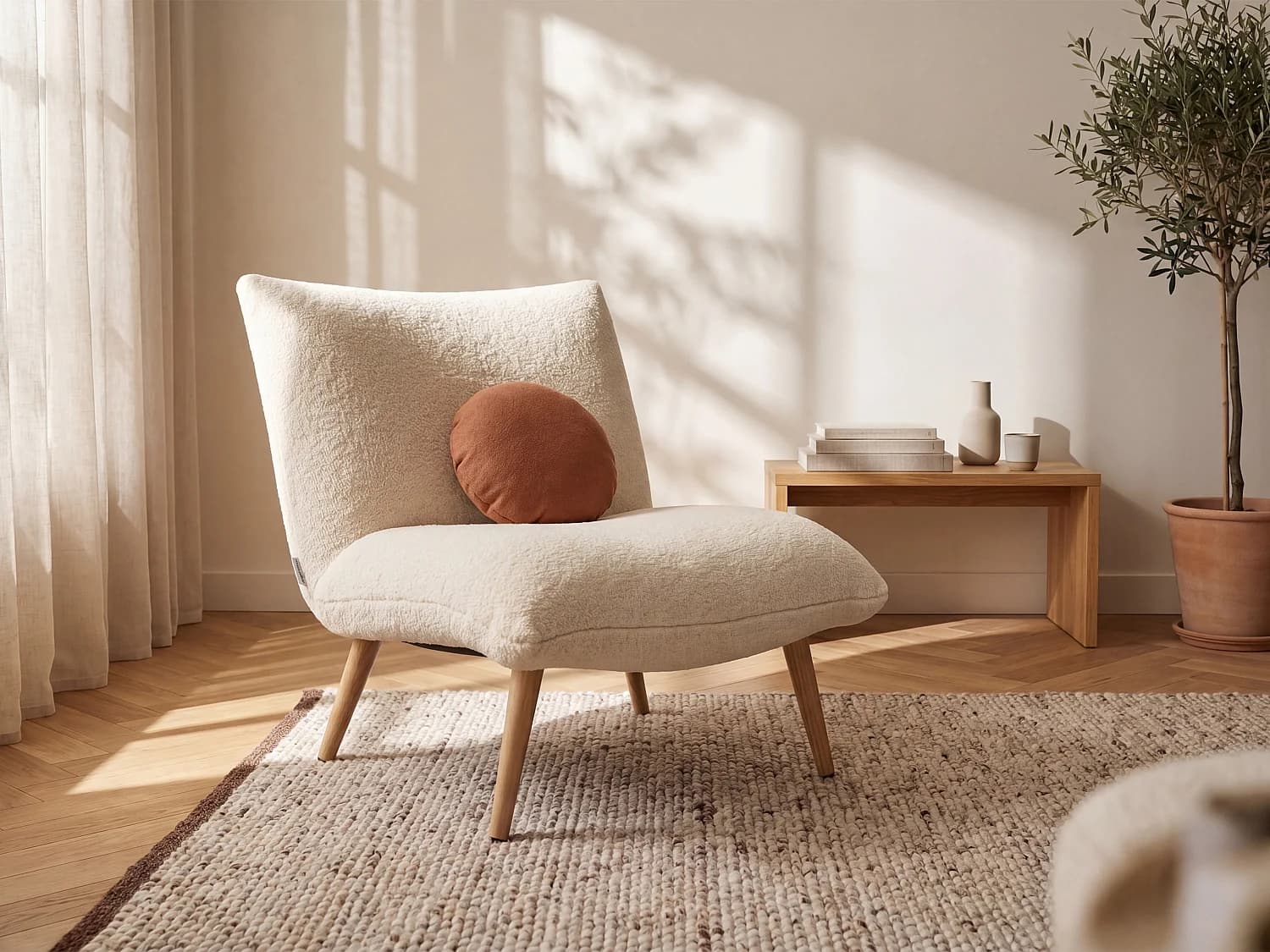 Fauteuil en fausse fourrure beige PEPITA