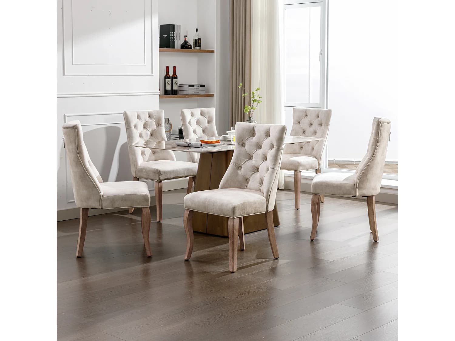 Lot de 6 chaises en velours beige clair avec pieds en bois courbés, boutons décoratifs
