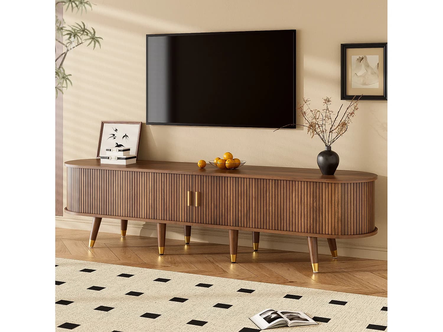 Meuble TV 175 cm avec porte coulissante en rotin, finition noyer, grand espace de rangement, design naturel en style campagne, MDF avec étagères et tiroirs.