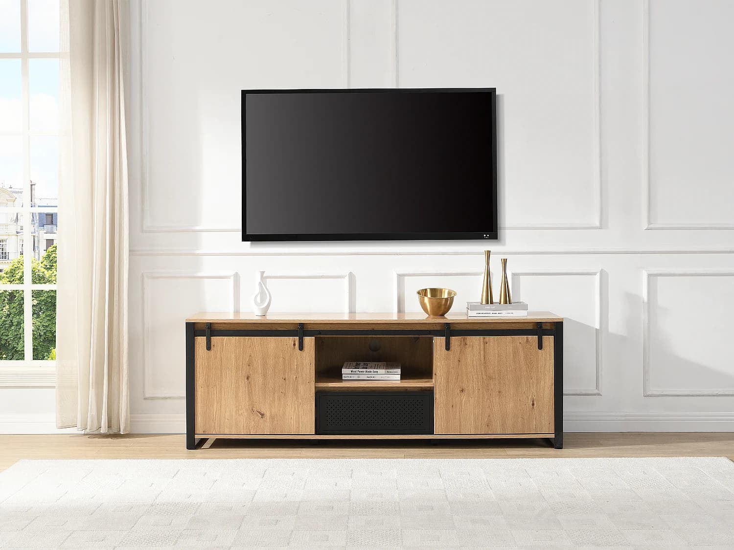 Meuble TV avec 2 portes coulissantes, 1 tiroir et 1 niche en MDF et métal noir - Naturel - BELINARO