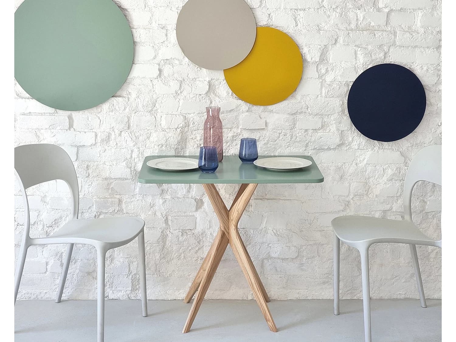 Petite table à manger rectangulaire Jubi 55x80cm Beige Brun