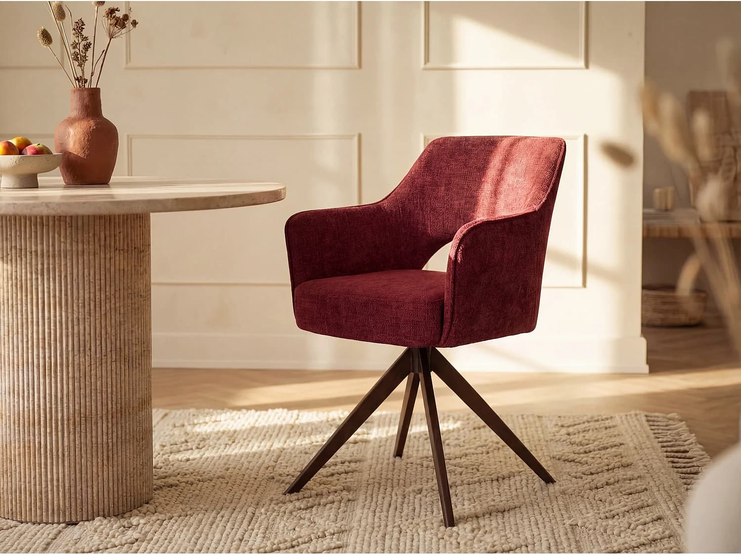 Lot de 2 chaises pivotantes avec accoudoirs en tissu texturé et métal noir - Bordeaux - KONYA
