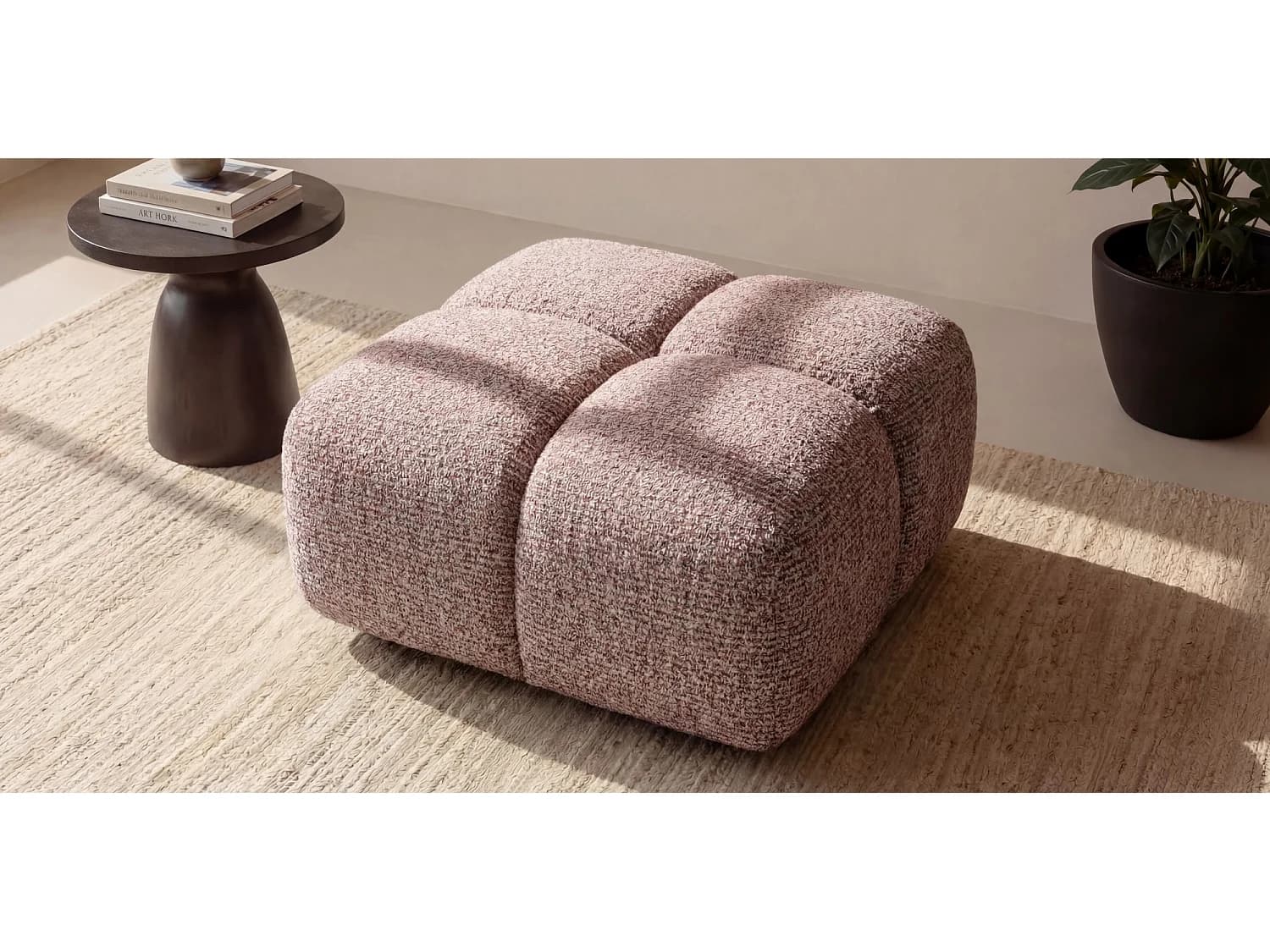 Pouf capitonné en tissu bouclé rose poudré 88 cm - ALVERO