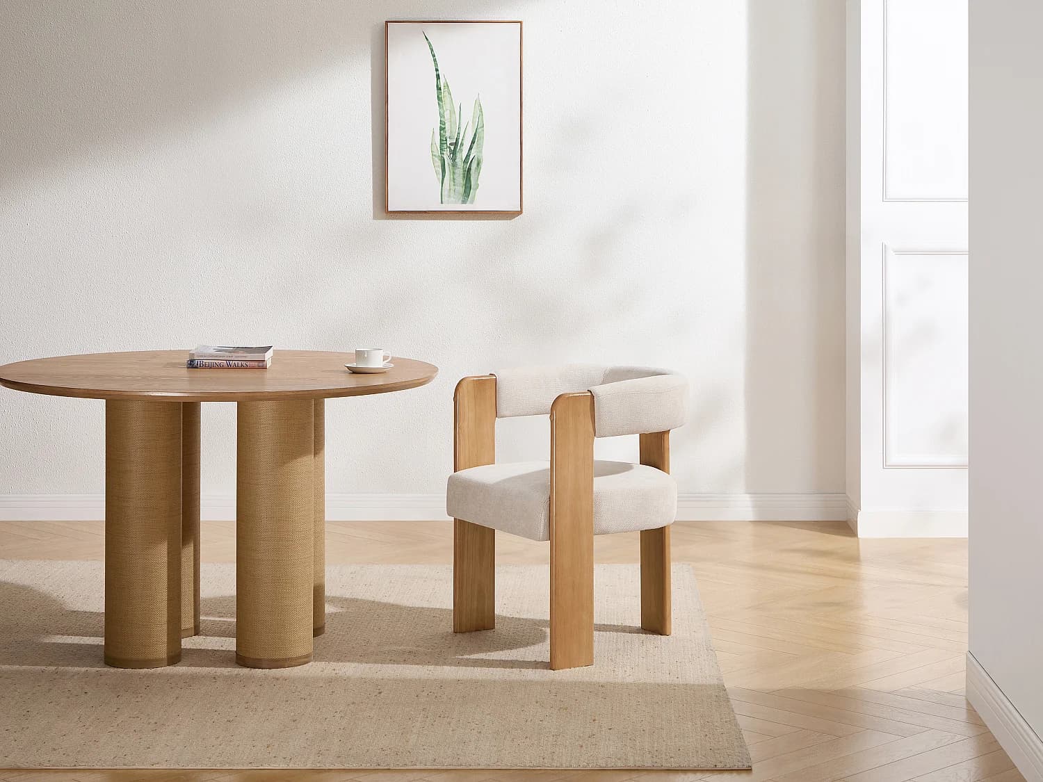 Lot de 2 chaises avec accoudoirs en tissu texturé et bois d'hévéa - Crème et naturel clair - LUDVIKA