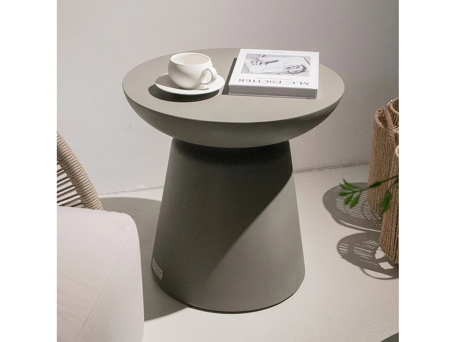 Table d'appoint en béton fibré 51 x 51 x 51 cm
