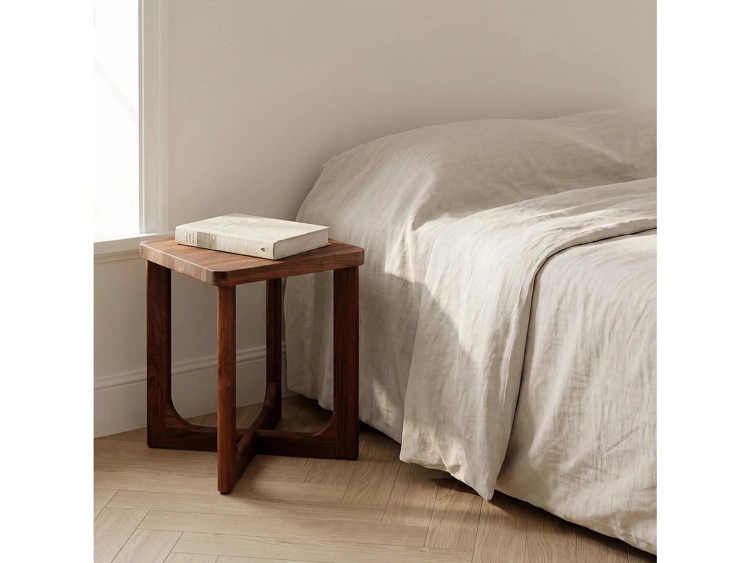 Table d'appoint carrée en bois de teck