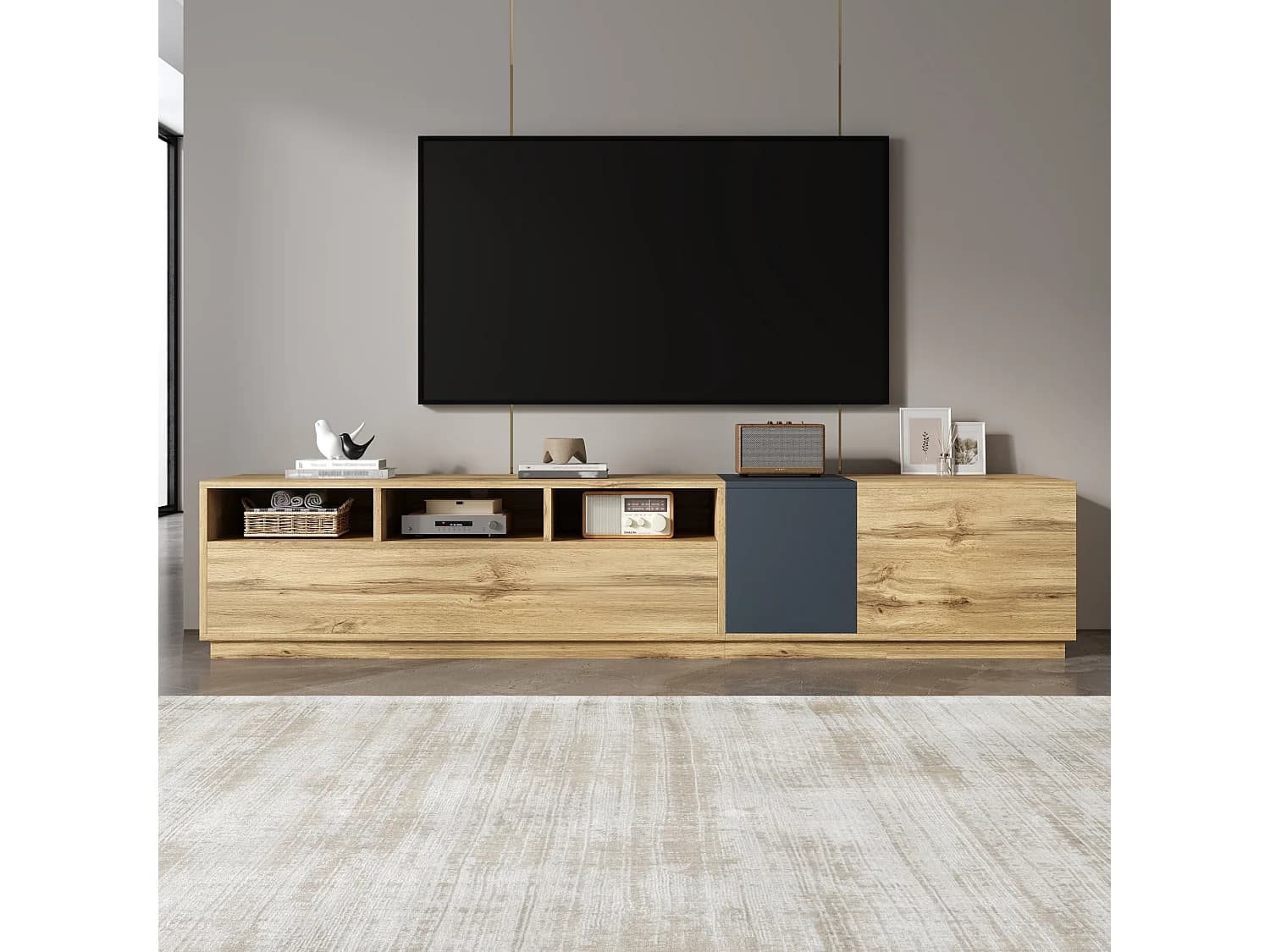 Meuble TV moderne 200 cm aux couleurs contrastantes, avec étagères ouvertes et passages pour câbles. Design simple et pratique pour organiser vos médias